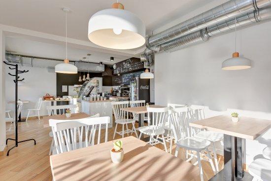 Bufet - sniadania i obiady